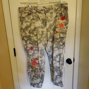 Sundance Camo desert floral pants